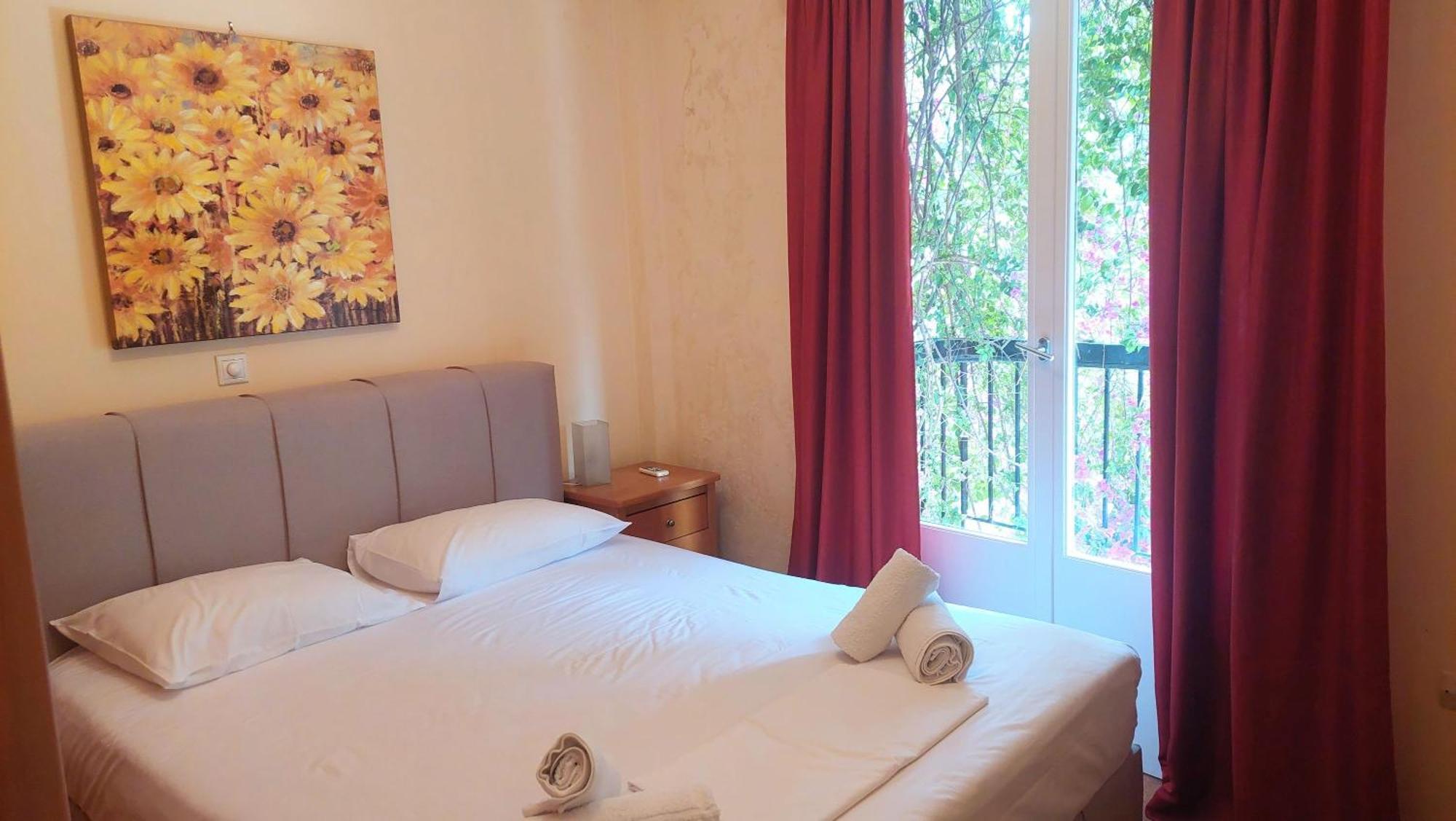 Cozy Apartment In Acropolis With Roof Garden Aten Exteriör bild