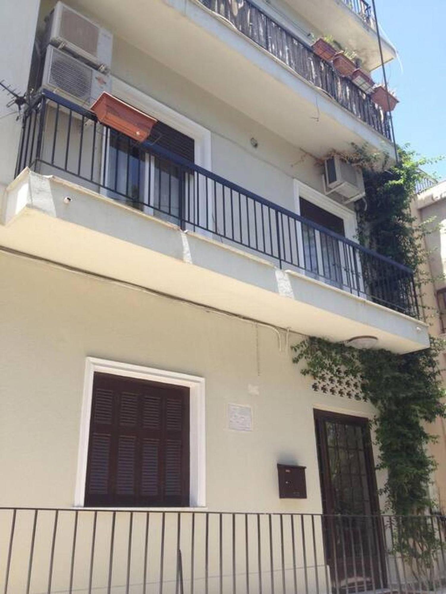 Cozy Apartment In Acropolis With Roof Garden Aten Exteriör bild